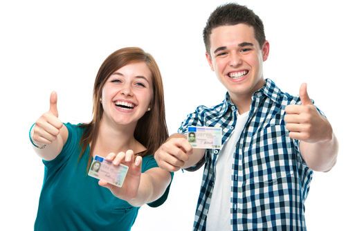 Dangers for teenage drivers that increase car accident risks