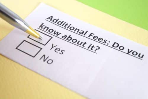 Common Expenses, Liens, and Fees in a Personal Injury Case